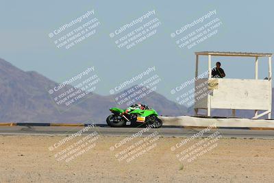 media/Mar-22-2025-CVMA (Sat) [[462c0ffedb]]/Race 12-Supersport Middleweight/